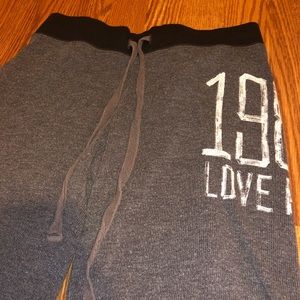 PINK Victoria’s Secret Sweatpants SUPER COMFY